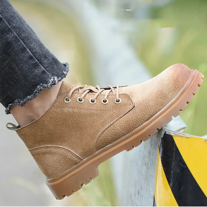 Waterproof work boots safety shoes solid leather boots steel toe caps perforated shoes durable industrial shoes 241024