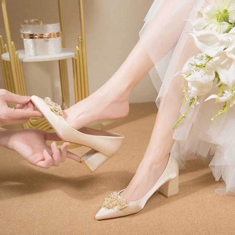 High Quality French style thick high heels suitable for womens middle and mother of pearl wedding dresses engagement bridal shoes T241024