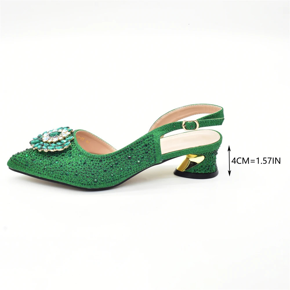 African wedding shoe bag set Nigerian party shoe bag set decorated with Rhinestone elegant high heels pump 241024