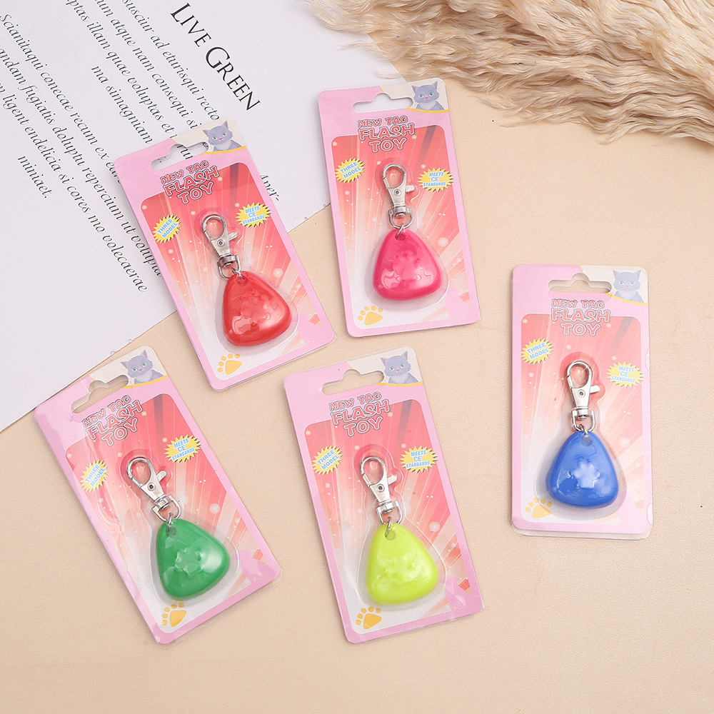 Silicone triangle pendant light-emitting pendant night walking dog anti-lost light outdoor warning light pet supplies hanging ornaments