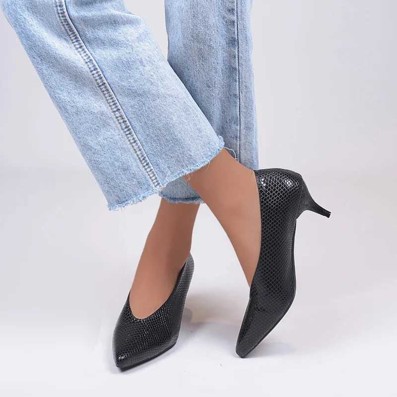 High Quality New Pointed V-neck Patent Leather Single Shoes Womens High Heels Spring Wild Platform Shoes T241024