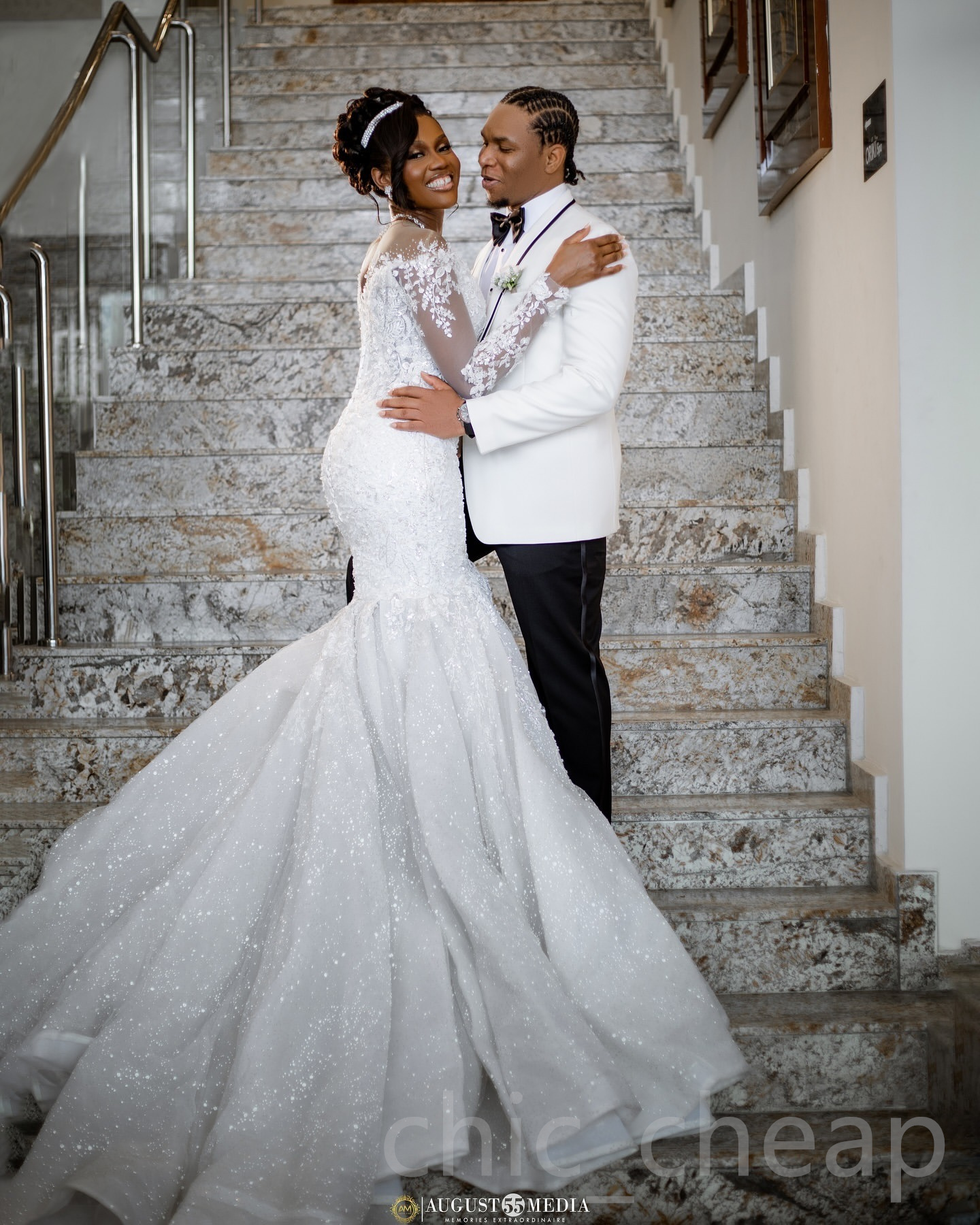 2024 Arabic Aso Ebi Plus Size Ivory Mermaid Wedding Dresses Lace Beaded Full Sleeves Sheer Neck Vintage Exquisite Bridal Gowns Dress ZJ055