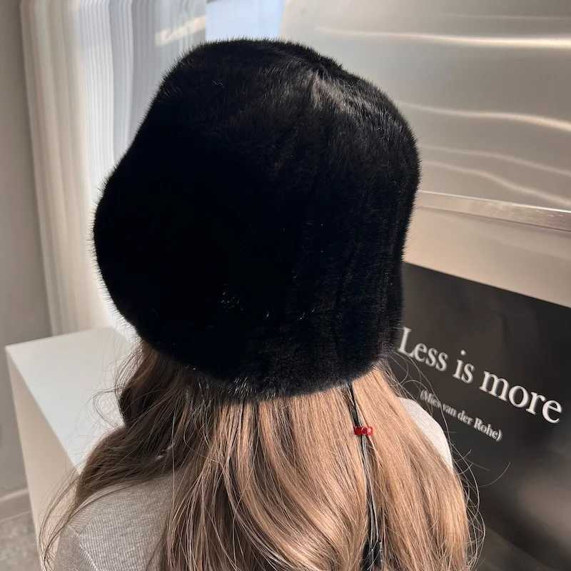 New Real Natural Fisherman Hat High Quality Mink Fur Hat Cap Luxury Women Fashion Winter Outdoor Panama Warm Real Fur BeaniesX241025