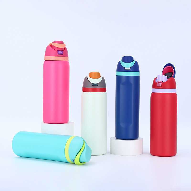 InsULated Stainless Steel Water Bottle with Straw for Sports and Travel BPA-Free 24oz/32oz M241025