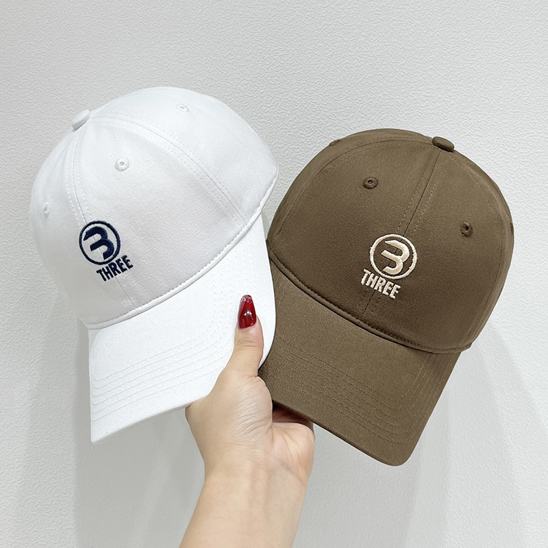 Free shipping New High Quality Caps Fashion Baseball hats Mens Womens Sports Caps Forward Cap Adjustable Fit Hat A timeless classic designer hat Y-10