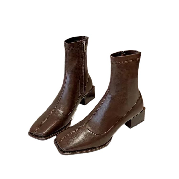 Designer Mid-Heeled Winter Snow Boots: Warm Furry Cotton Shoes in Brown d129