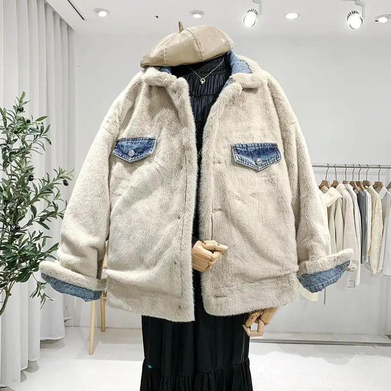 DoubleSided Lamb Wool Denim Jacket Womens Velvet Thick Furry Casual BF Padded Loose Winter Cowgirls Coat 241025