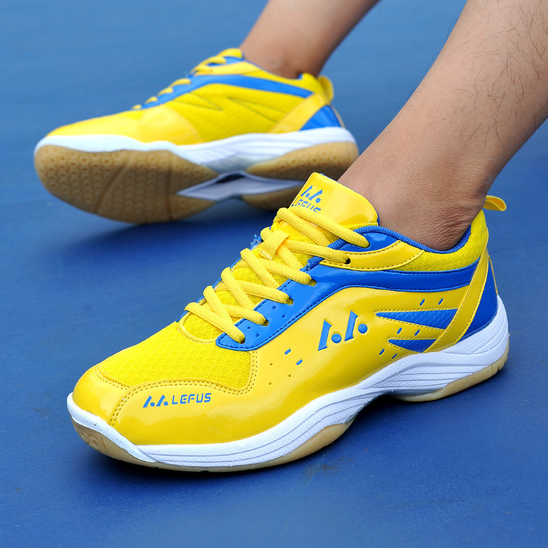 Professional Lightweight Badminton Shoes - Breathable Design Suitable for Outdoor Training