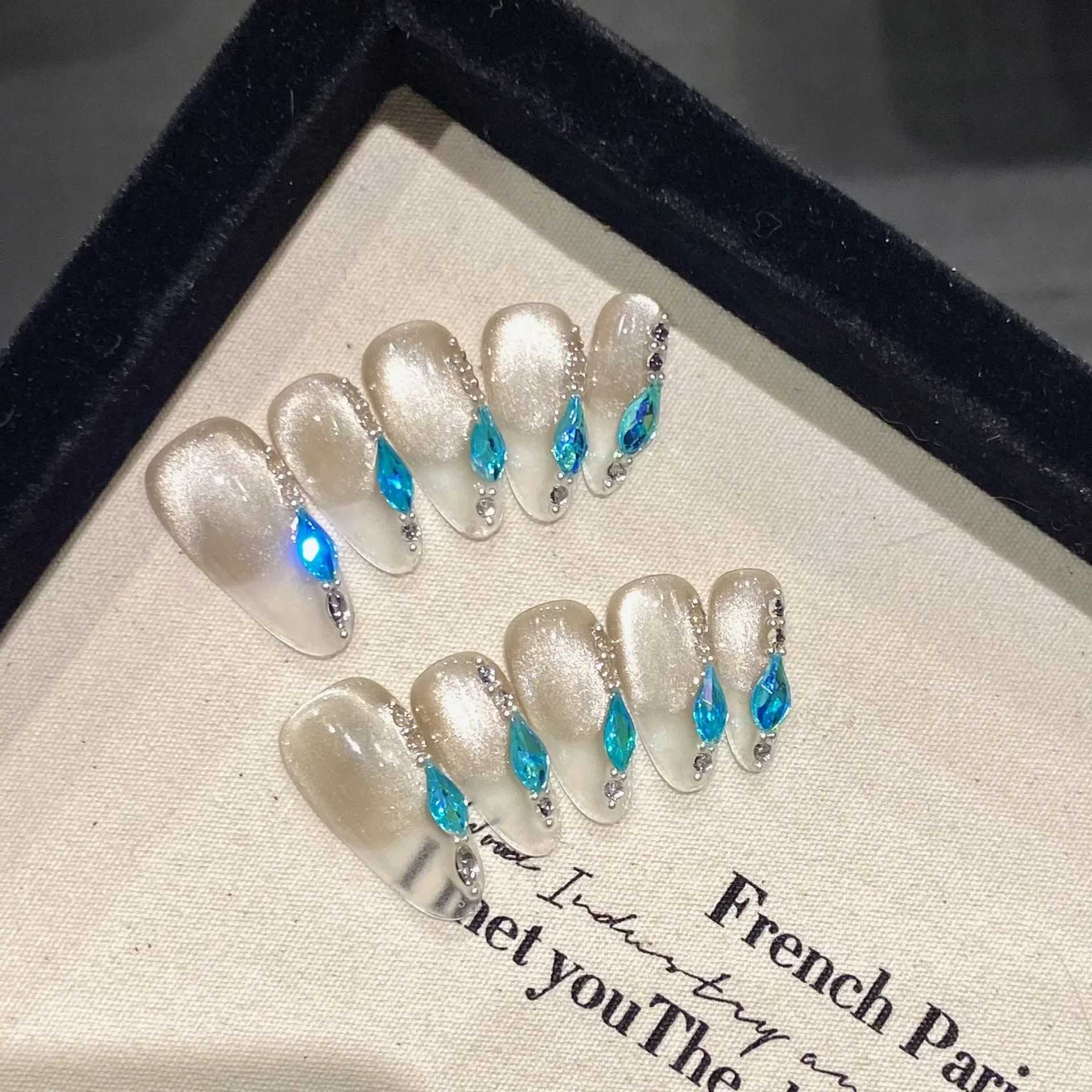 10Pcs Aurora Handmade False Nails with Jelly Glue Long Almond Fake Nail Art Shell Design Press on Nails Full Cover Manicure TipsXJ241025