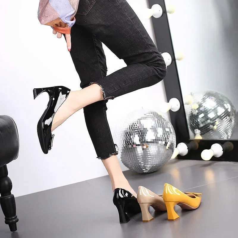 High Quality Womens Pointed Toe Short and Fat Platform Pump Single Shoes Spring/Summer High Heels Womens Ankle Buckle Thick High Heels Party Shoes T24