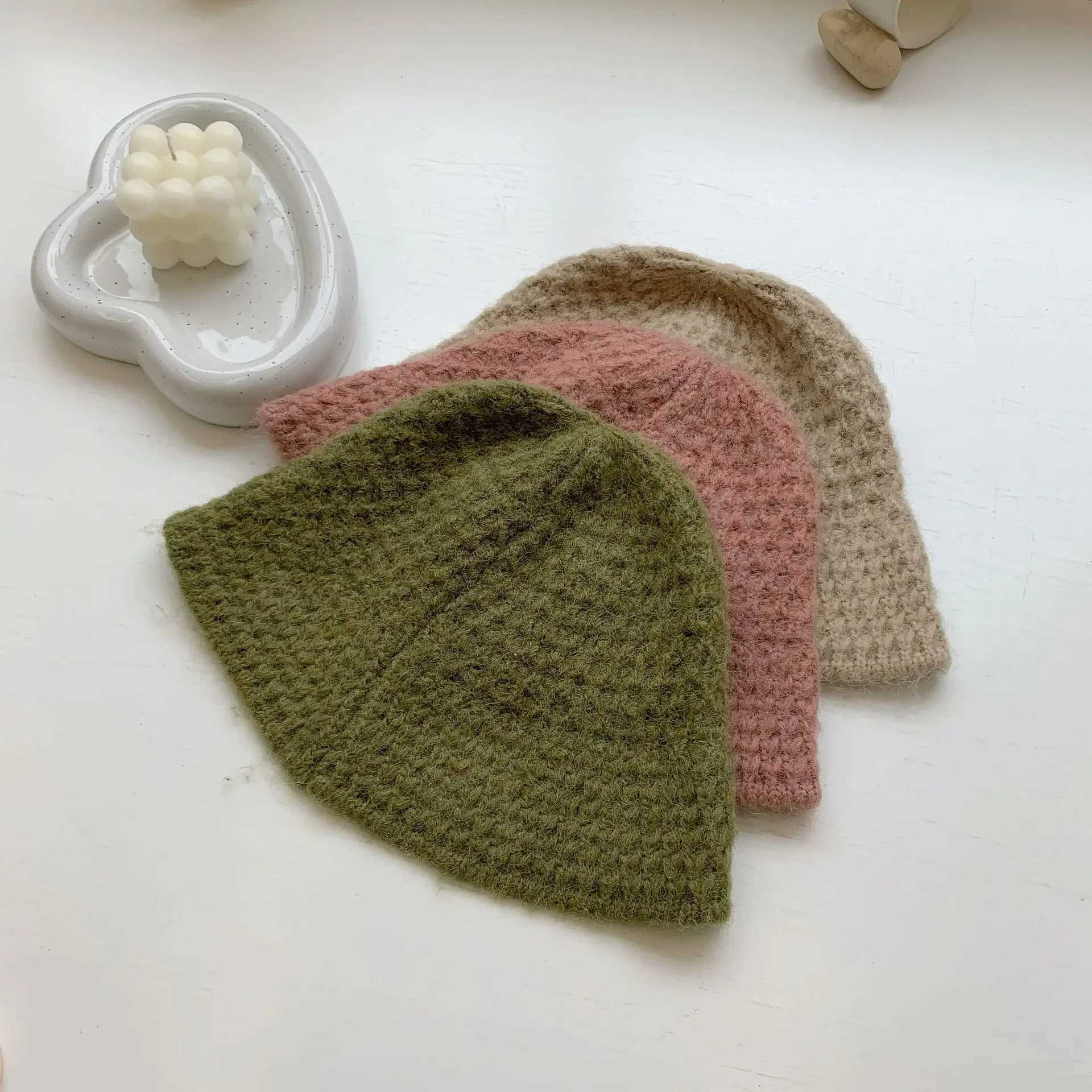 2022 New Ins Solid Color Fisherman Hat Womens Japanese Autumn and Winter Knitted Wool Bucket Hats Outdoor Leisure Panama CapX241025