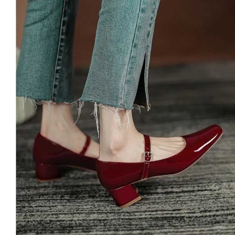 High Quality Square Toe Fi Womens Pump New Red Leather Shoes High Quality Mary Jane Shoes Comfortable Shallow Womens Single Shoes T241024