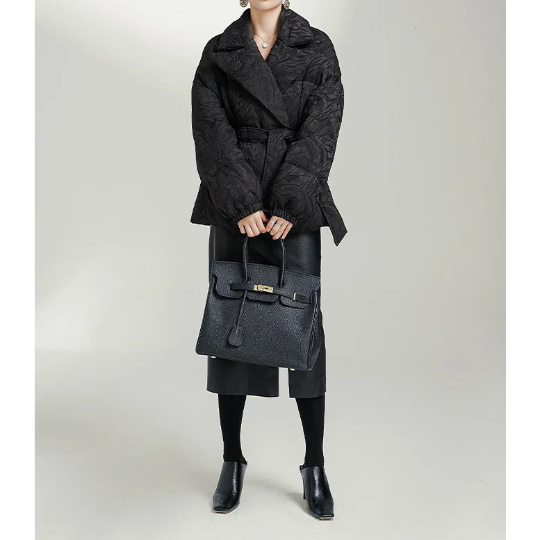 High end down jacket with dark color pattern and waist white high-quality down jacket 241024