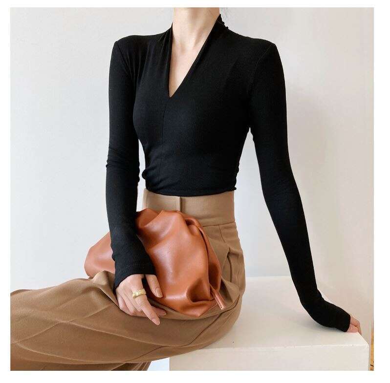 2024 new women's V-neck long sleeved t-shirt, women's slim fit heart machine, inner layer bottom shirt, top