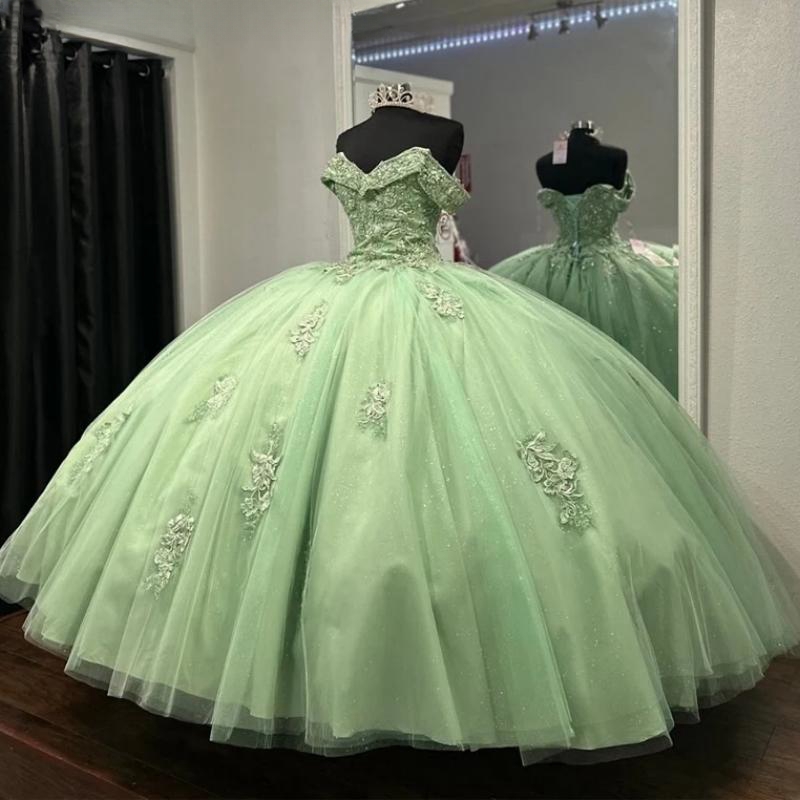 Sage Green Shiny Quinceanera Dresses Ball Gown Off The Shoulder Lace Applique Beaded Crystal Bow Tull Corset Sweet 16 Dress Vestidos De 15 Anos