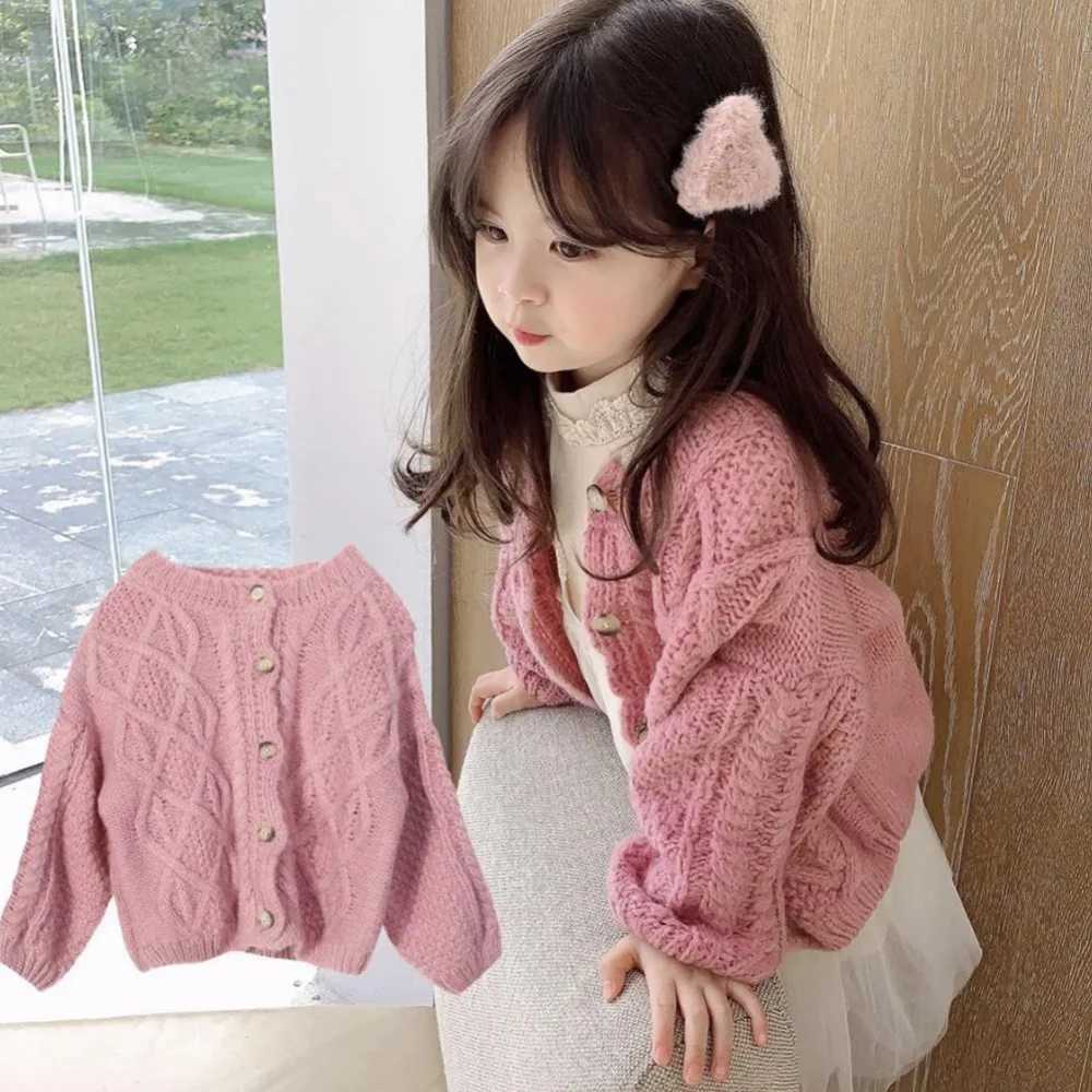 Autumn and winter girls cardigan wool sweater Korean style childrens retro knitted sweater childrens girls thick cardigan wool sweater W241025