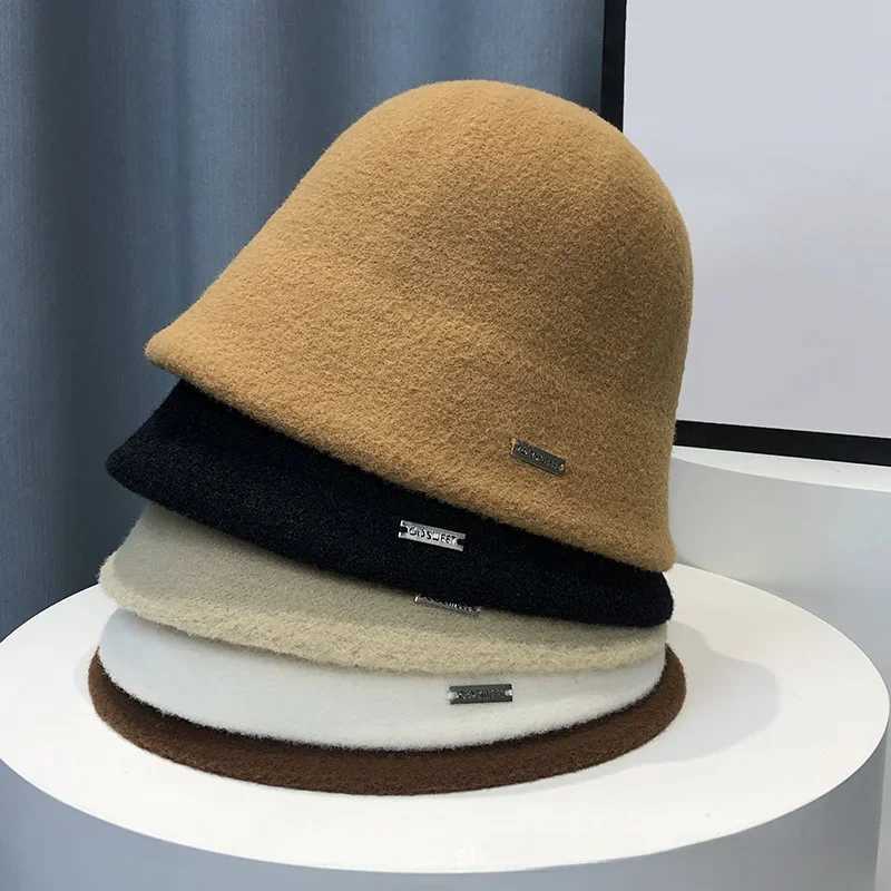 Retro Wool Bucket Hat for Women Autumn Winter Warm Fisherman Hat Outdoor Rock Climbing Warm Woolen Basin HatX241025