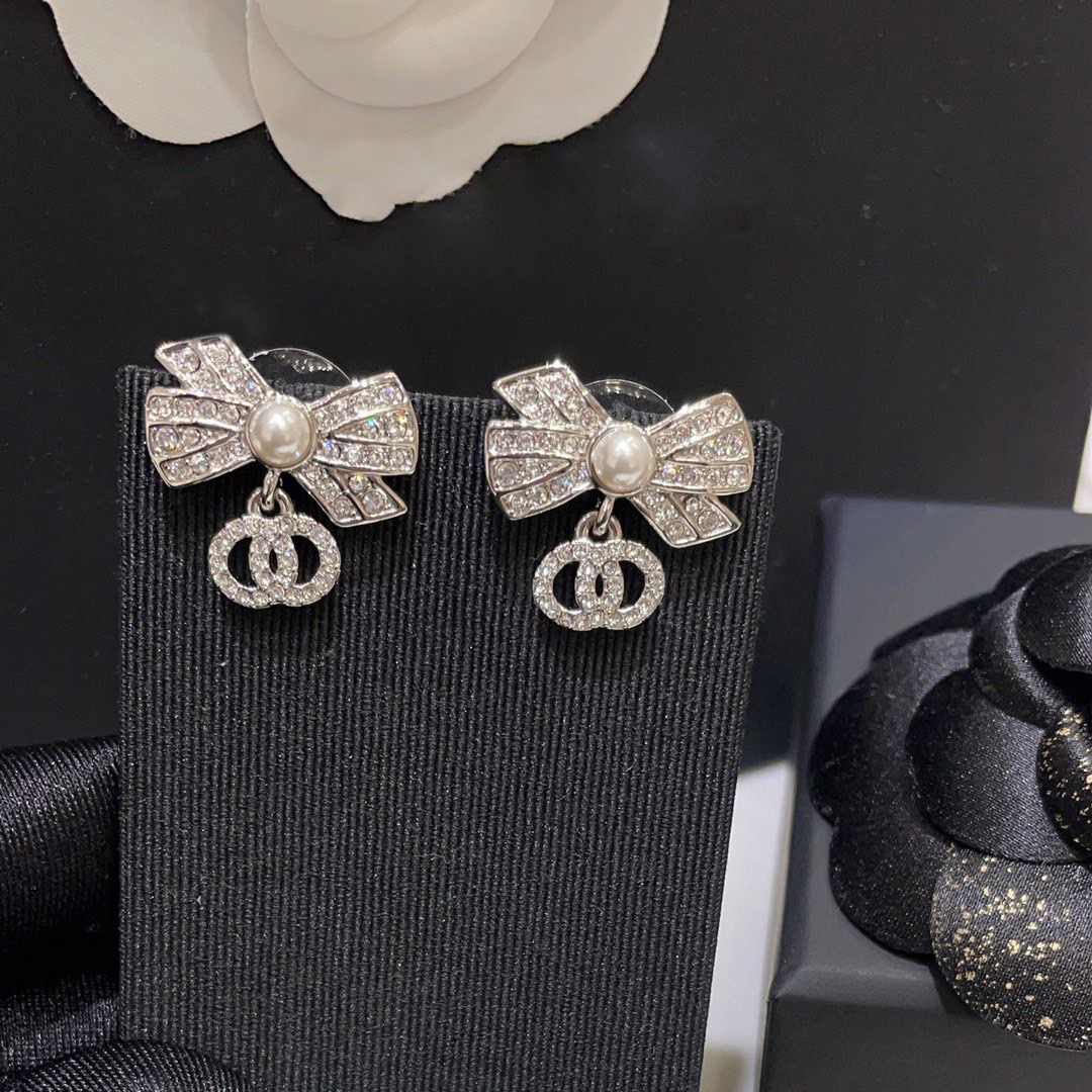 Sweet Style Ear Stud Pink Earrings High Quality Real Gold Brass Copper Back Stamp Letter Pearl Earring Fashion Womens Elegance Wedding Party Jewelry Accessories