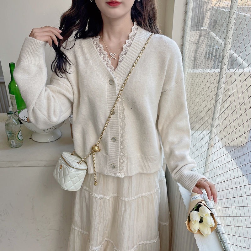 Korean Sweet Knitted Cardigan V Neck Contrasting Color Youthful Gentle Design Button Soft And Sticky Jacket Sweater Top F1025#46