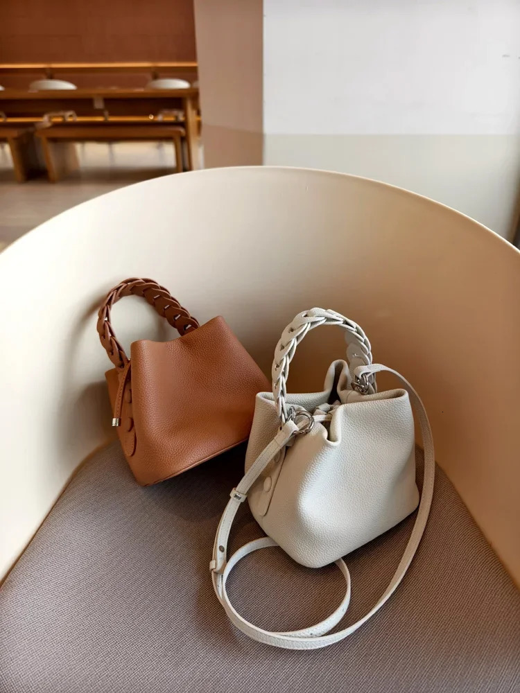 First layer cowhide bucket vegetable basket genuine leather womens bag spring and summer single shoulder handbag 241021