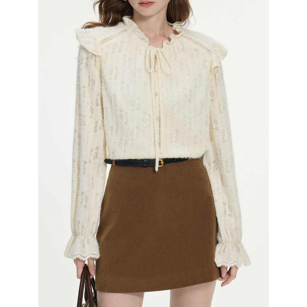 FSLE Office Lady Long Sleeved Veet Lace Elegant French Court Retro Shirt Top For 2024 New Women Shirts 24Fs14430