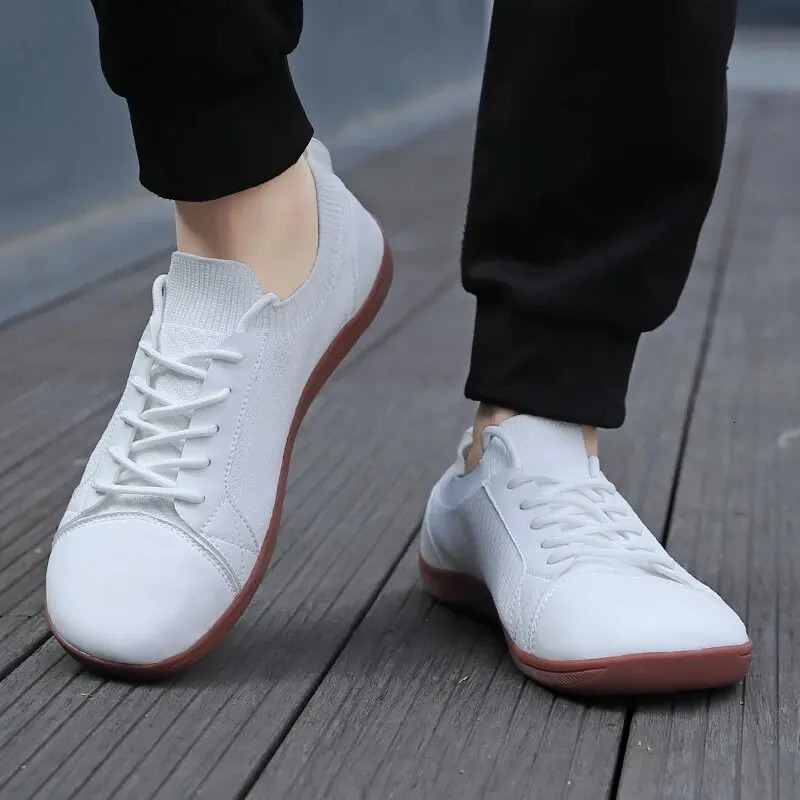 Suitable for unisex minimalist outdoor casual fashion walking sports shoes wide barefoot wide toe shoes zero drop breathable comfortable shoes 241024