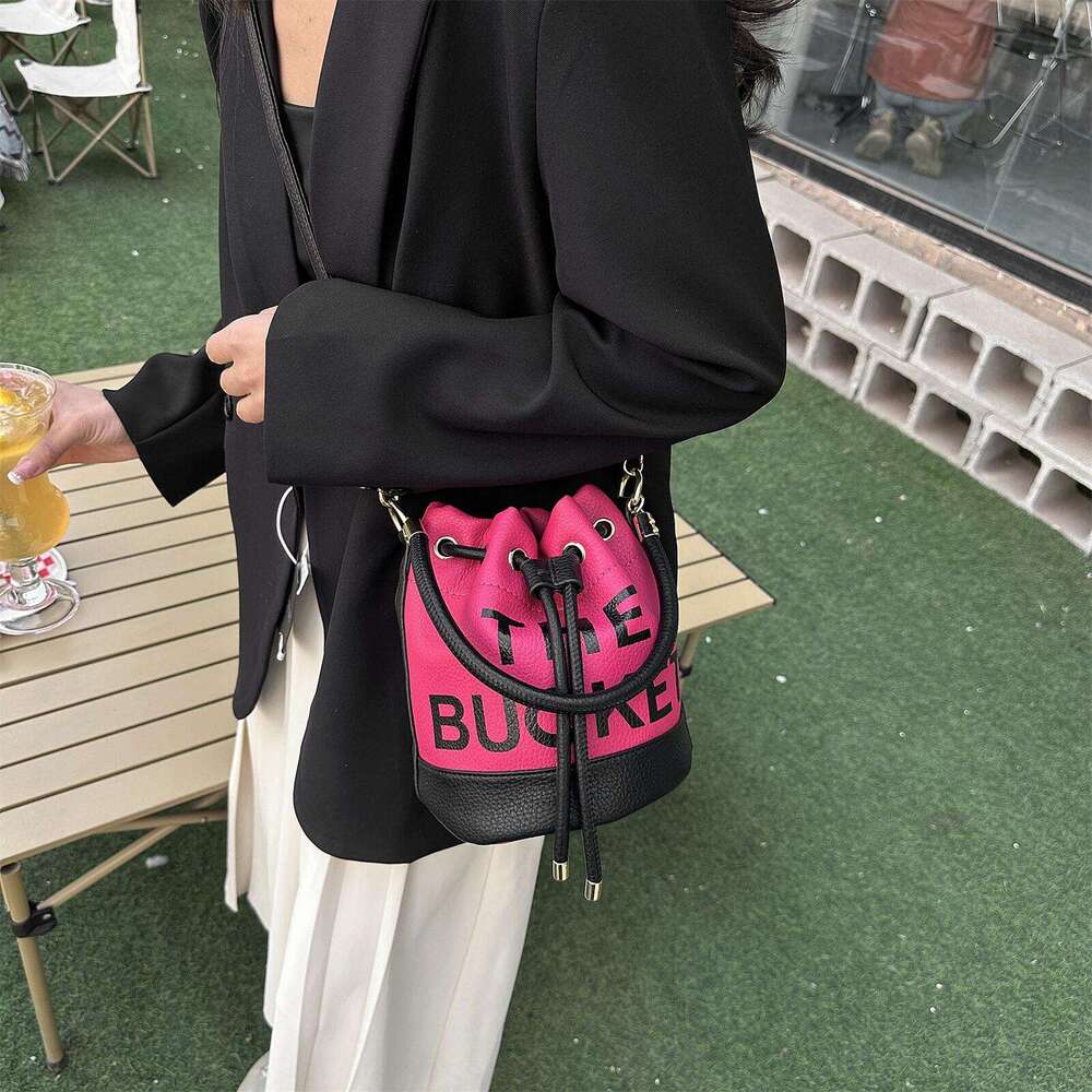 Designer Bag Luxury Band Designer Bucket Handbag And Purse Shoulder Crossbody Bag Women 2024 New Soft Leather Fashion Messenger Bag tote bag purse lux