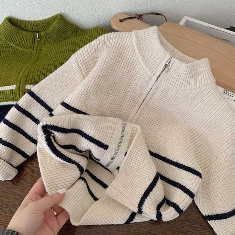 New childrens striped sweater jacket for autumn 2024 boys soft and loose zipper cardigan wool sweater girls knitted jacket W241025