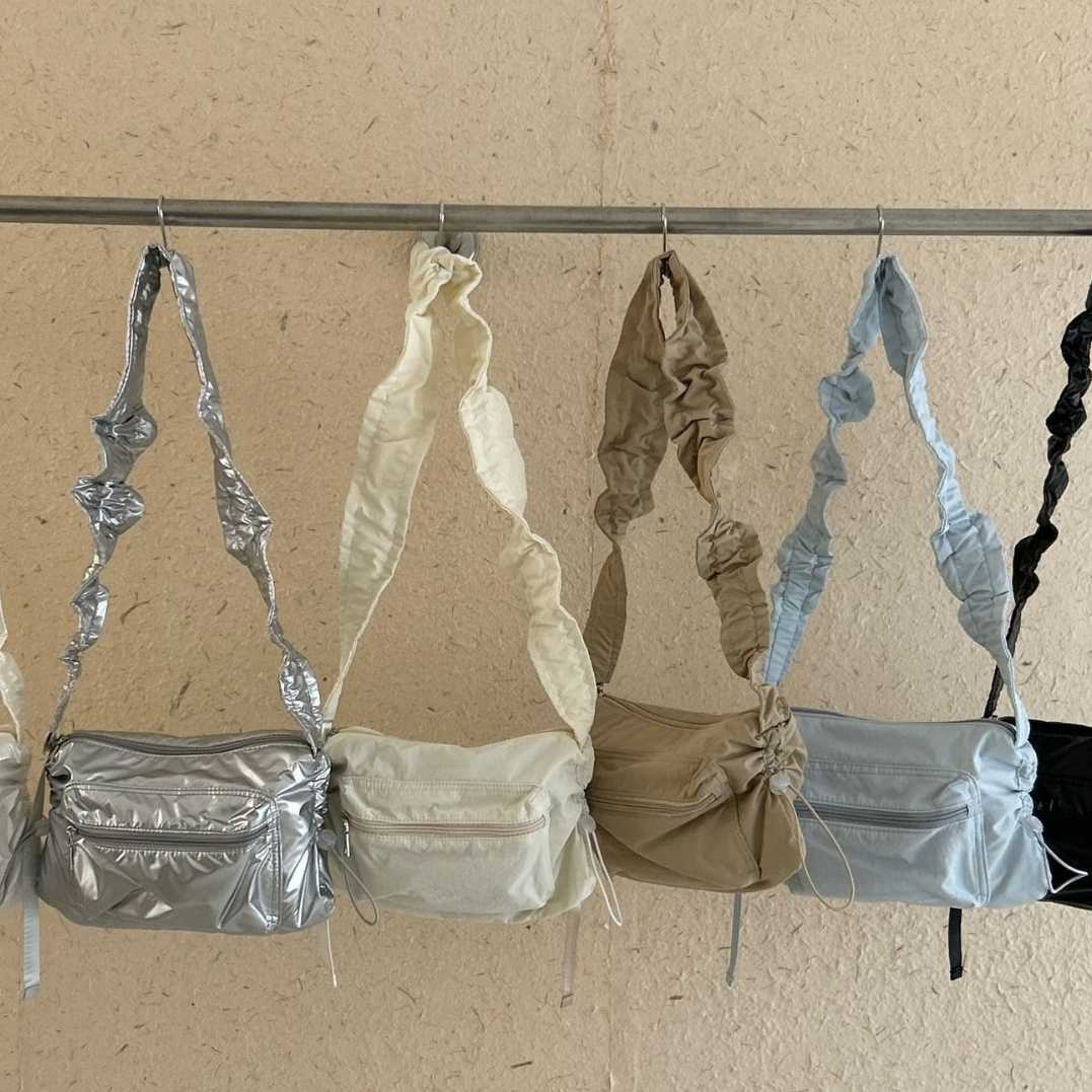 Ins niche versatile drawstring pleated cloud bag nylon fabric casual shoulder crossbody bag 241015