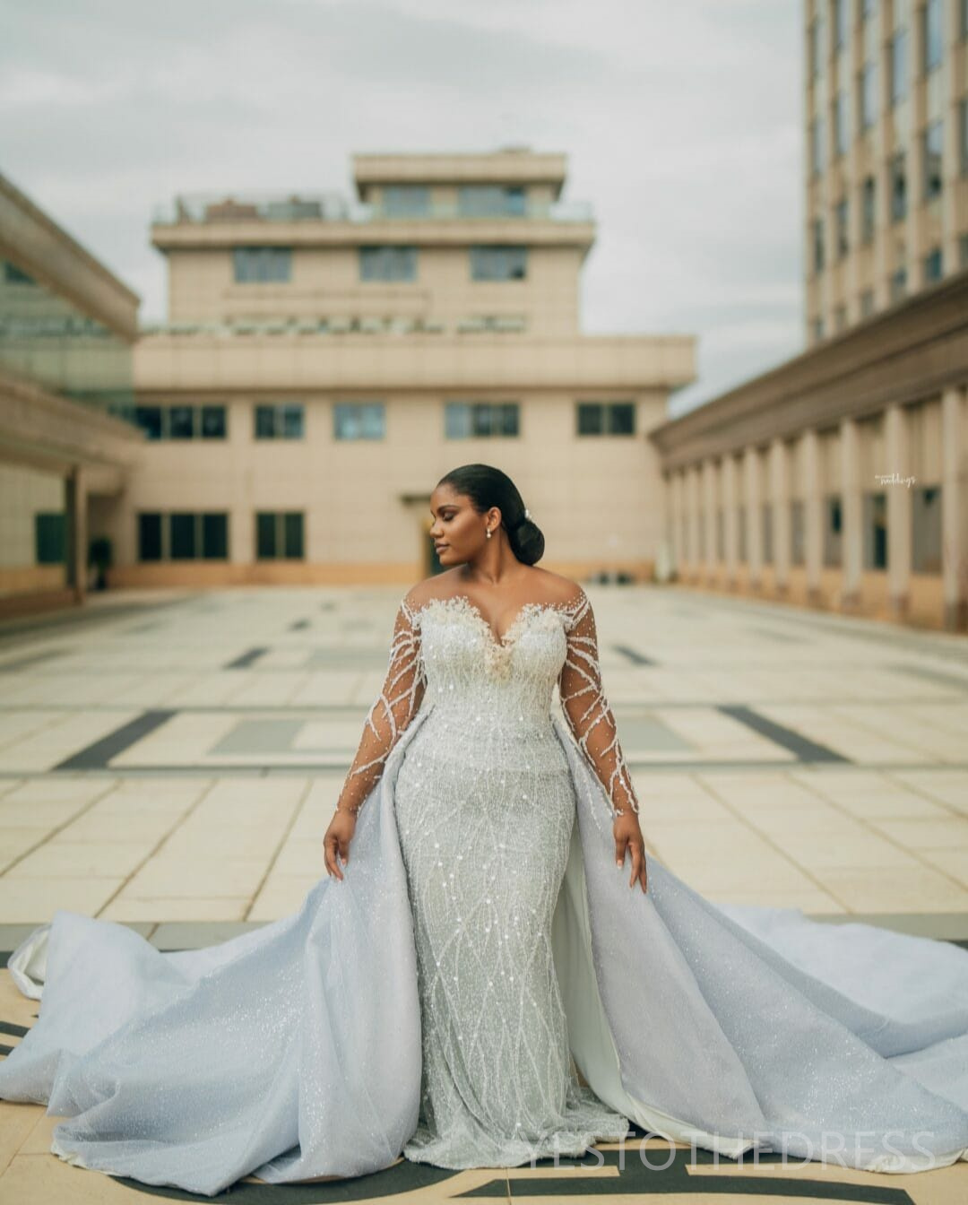 2024 Plus Size Aso Ebi Wedding Dress Bridal Gowns For Bride African Illusion Mermaid Long Sleeves Beaded Lace Luxurious Detachable Train Wedding Gowns
