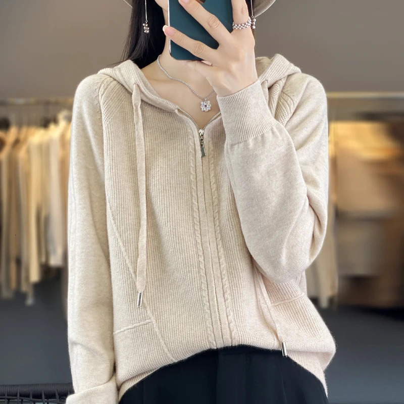 Autumn And Winter Womens Cashmere Sweater Solid Hooded Cardigan Fashion Women Thickening Knitted 241021