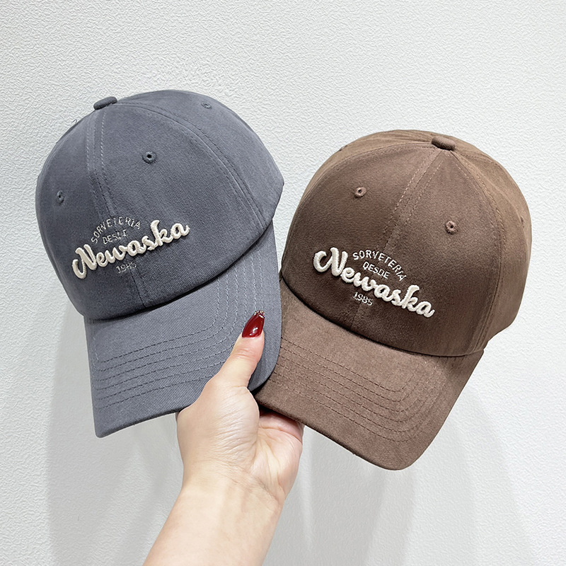 Free shipping New High Quality Caps Fashion Baseball hats Mens Womens Sports Caps Forward Cap Adjustable Fit Hat A timeless classic designer hat U-8