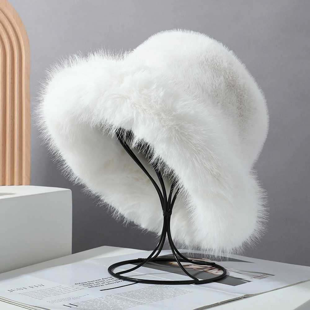2024 Fluffy Faux Fur Bucket Hats Women Rabbit Fur Warm Thick Plush Winter Hat Lady Fashion Luxury Panama Furry Fisherman Cap Y2kX241025