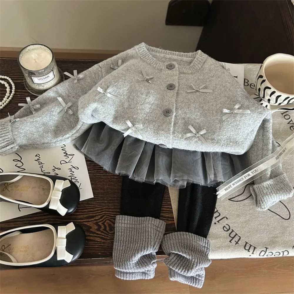 4627 purchase 2 wholesale Korean childrens sweaters 2024 new autumn girls knitted sweater butterfly knot knitted cardigan wool sweater W241025