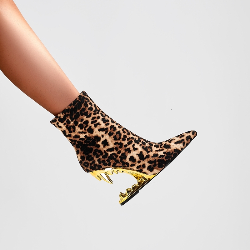 Kaky's New Leopard Print Pointed Toe High Wolf Teeth Slope Heel Large Women's Short Boots