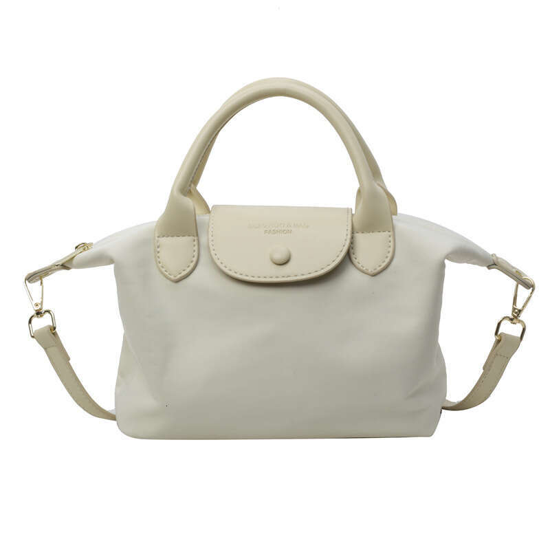 Autumn and winter hand-held small square 2024 popular niche design nylon women's versatile single shoulder diagonal cross dumpling bag