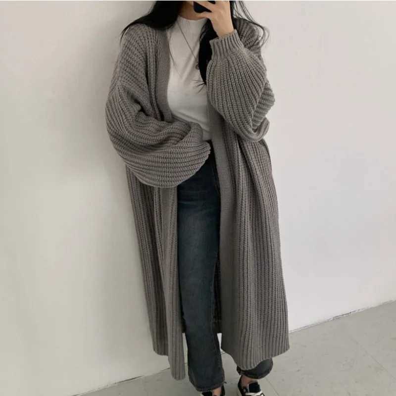 Autumn and winter fashion womens retro full sleeved loose warm knitted long sweater cardigan womens casual sweater jacket W241024