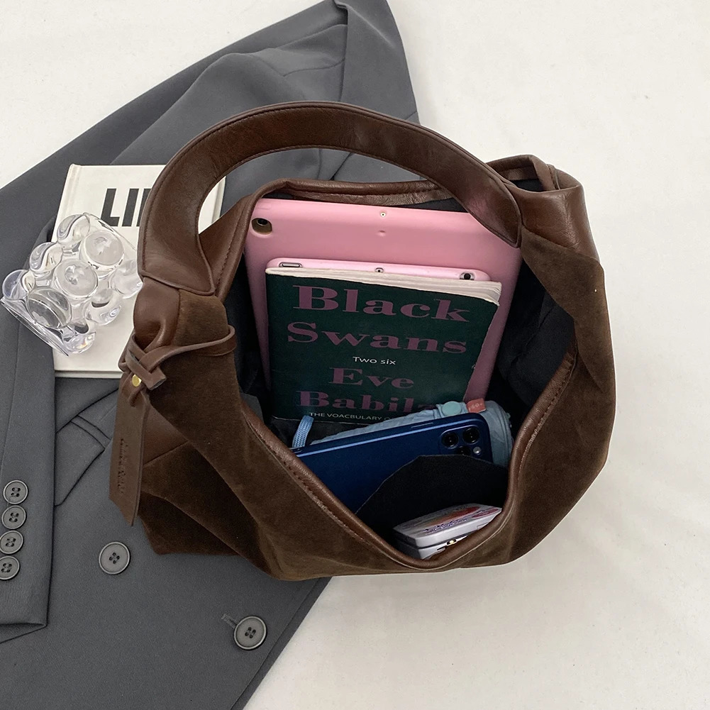 Suede handbag womens suede shoulder bag retro winter womens bag fashionable and fashionable womens shopping clutch homeless bag 241024