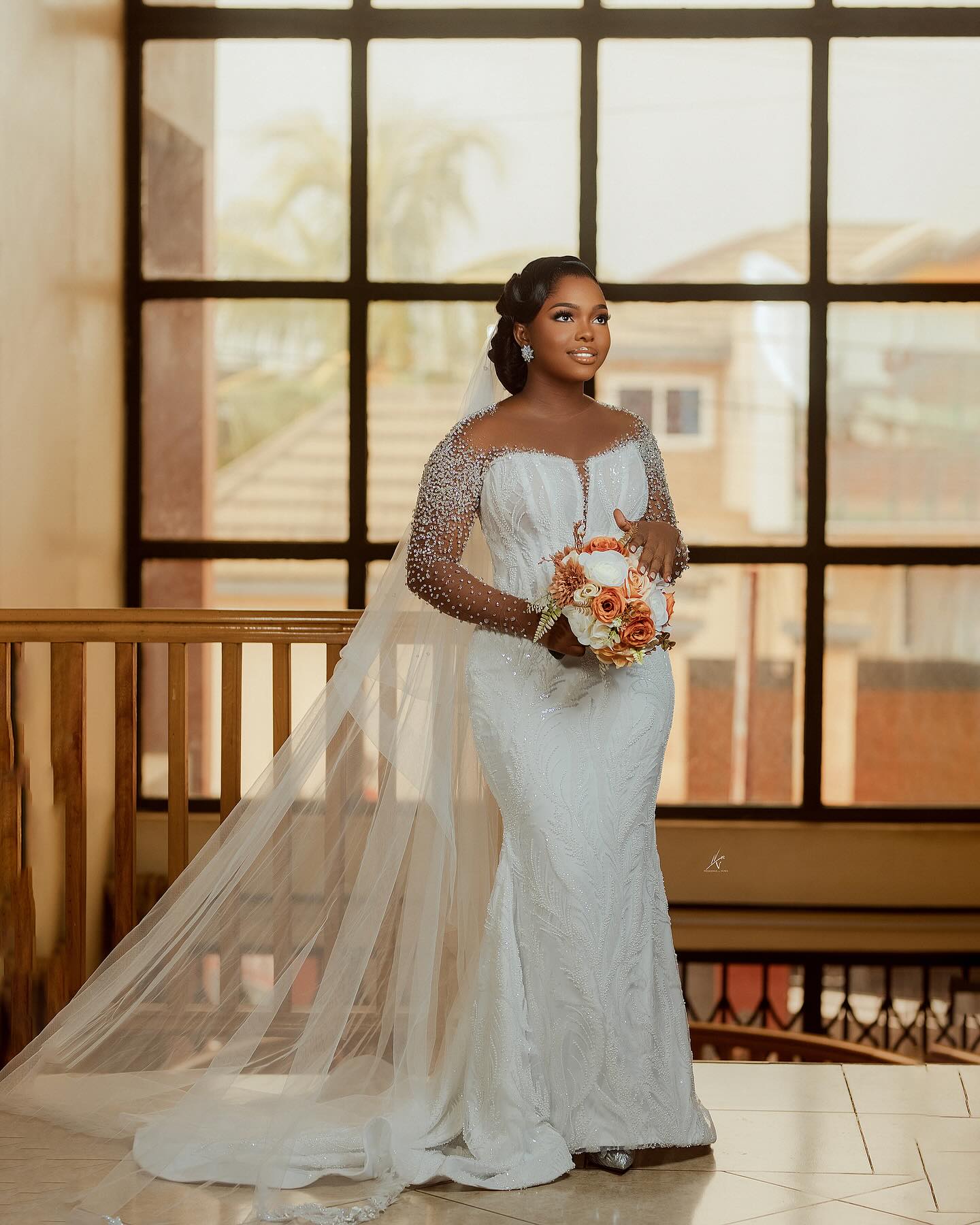2024 Mermaid Wedding Dresses Bridal Gowns Elegant Wedding Gowns for Bride Long Sleeves Fulllace Sheer Neck Bow Decorated Bridal Dress for African Blac