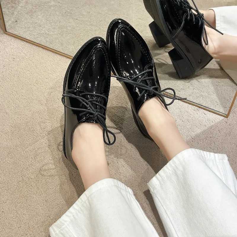 High Quality Spring/Summer New Leather Shoes Womens Square Heel Corner Toe Oxford Shoes Derby Casual Fi Womens Dress Shoes T241024