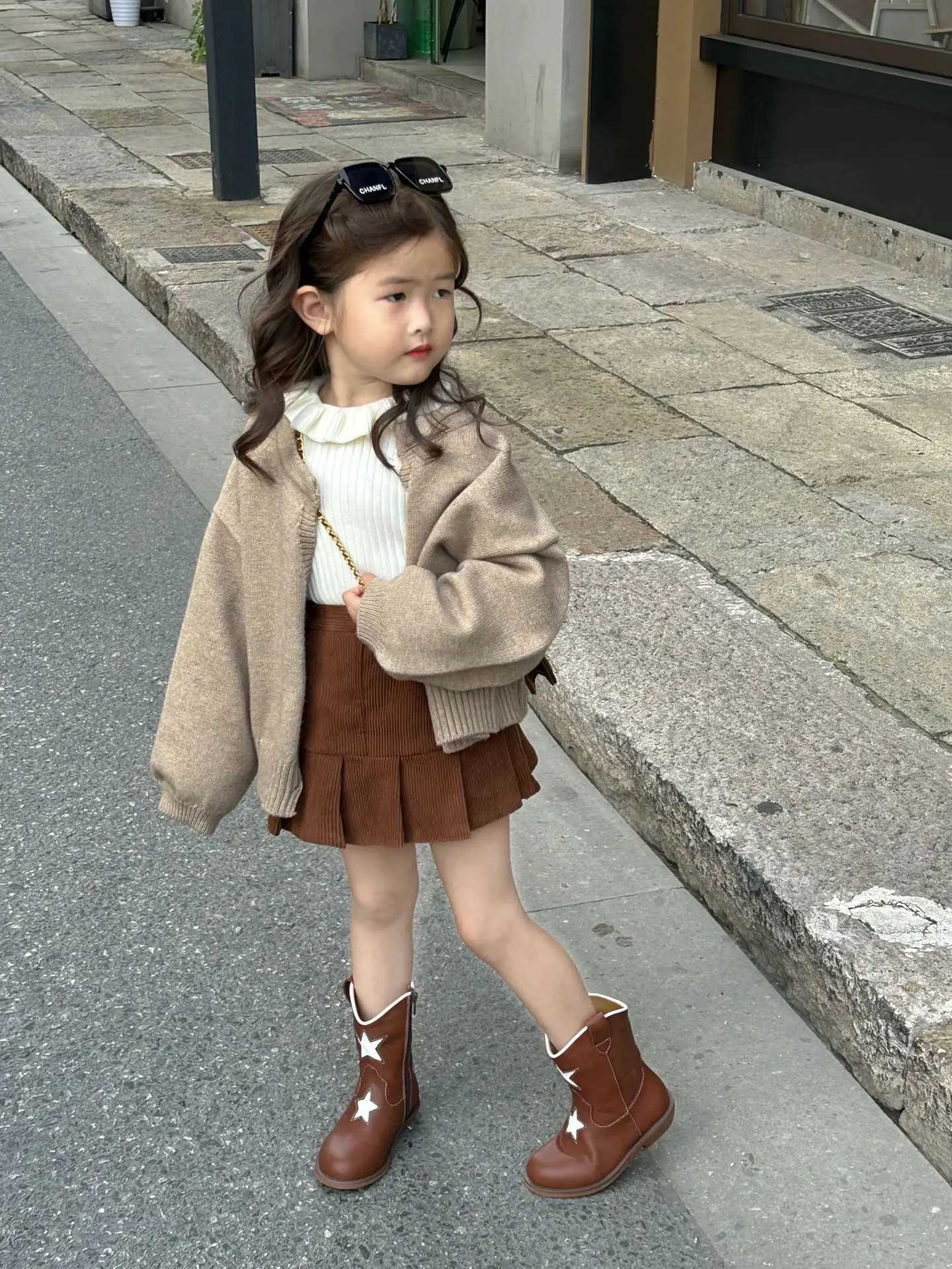 Womens sweater with open collar and pleated edge wool bottom striped velvet dress fashionable and fashionable W241025