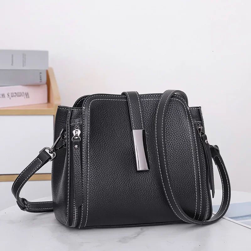 Real Cow Leather Versatile Fashion Womens Small Handbag High Quality Shoulder Bag Lady Commuting Crossbody Bucket 241021