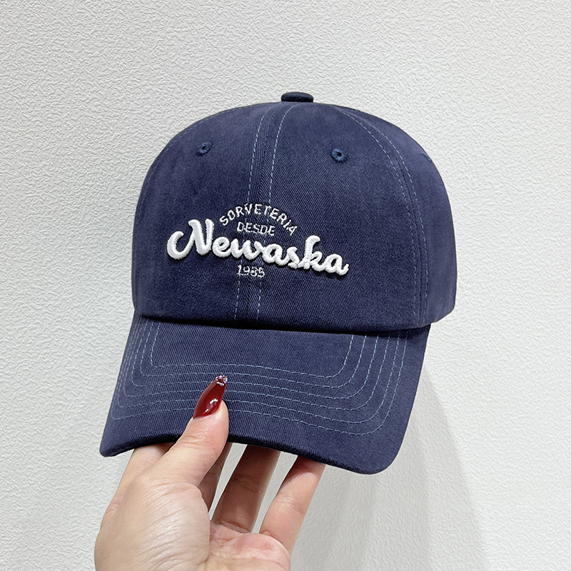 Free shipping New High Quality Caps Fashion Baseball hats Mens Womens Sports Caps Forward Cap Adjustable Fit Hat A timeless classic designer hat U-3