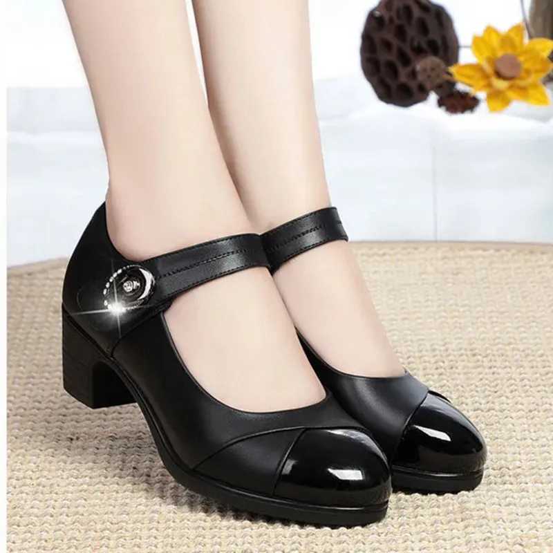 High Quality Cresfimix Womens Classic Lightweight Round Toe Black Pu Leather Square Foot Pump Suitable for Office Womens Shoes Sapatos Azuis C6446c T2