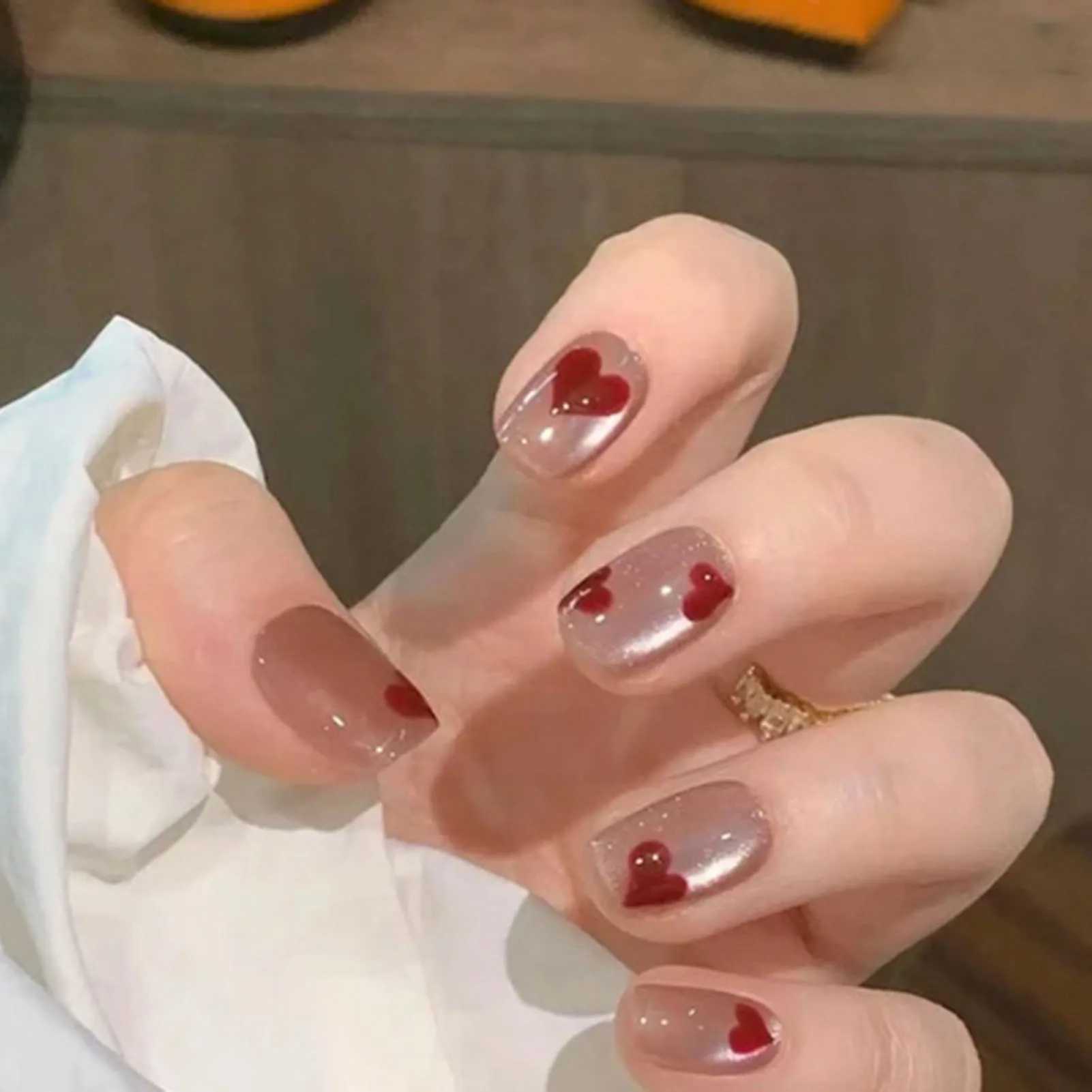 Gradient Pink Nails Press on Y2K Love Heart Fake Nail Medium Length Coffin Frosted Full Cover False Nails for Women and GirlsXJ241025