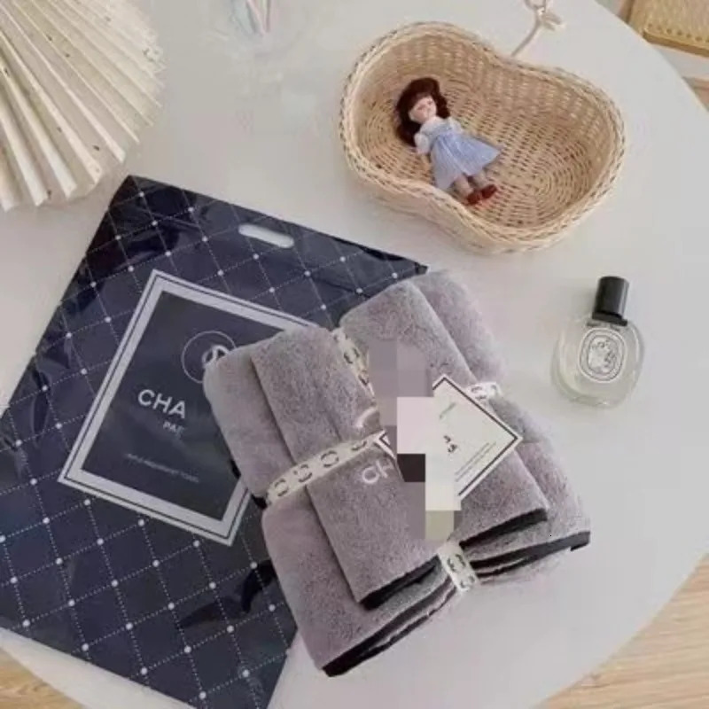 Cross-border Foreign Trade Towel Bath Towel Two-piece Gift Towel Big Style Beach Towel Quick-drying Absorbent 241011