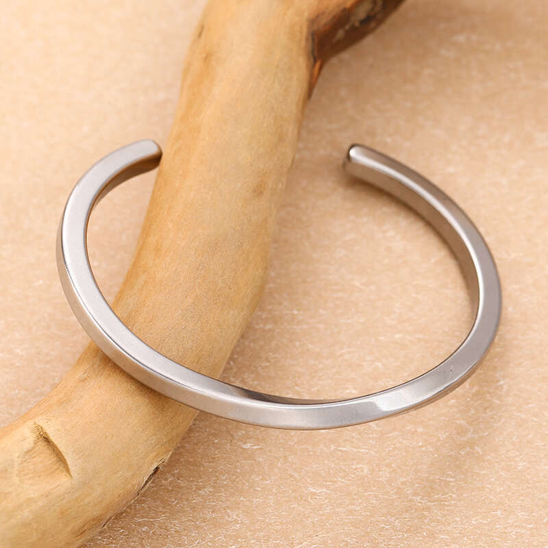 For Bracelet Twisted Simple Woven Jewelry Sunglasses Women Bangles for Fashion Retro Casual Party Jewelry Gift Stainless Steel Trend Men's Cuff B