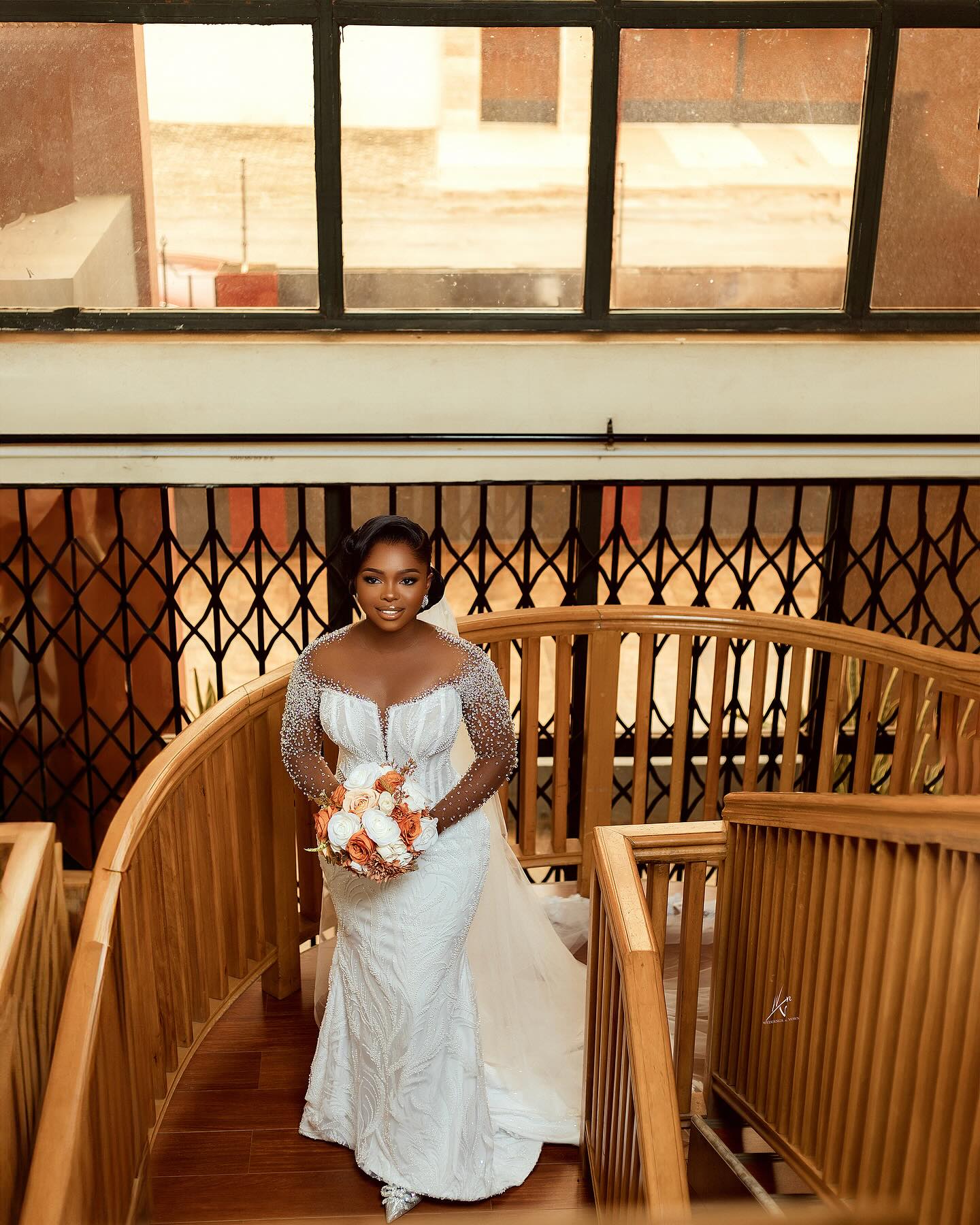 2024 Mermaid Wedding Dresses Bridal Gowns Elegant Wedding Gowns for Bride Long Sleeves Fulllace Sheer Neck Bow Decorated Bridal Dress for African Blac