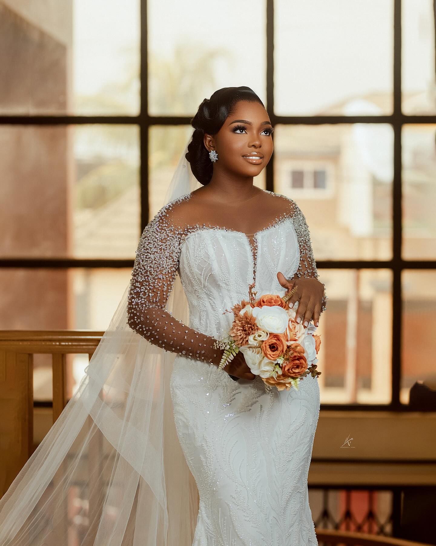 2024 Mermaid Wedding Dresses Bridal Gowns Elegant Wedding Gowns for Bride Long Sleeves Fulllace Sheer Neck Bow Decorated Bridal Dress for African Blac