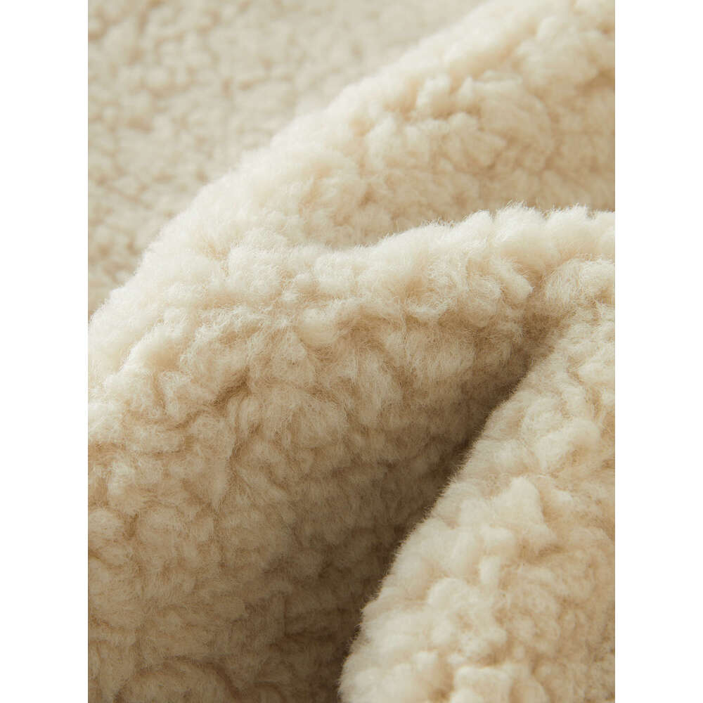 FSLE Office Lady Color Blocking Lapel Imitation Lamb Faux Fur One-Piece Short Jacket For Women's Winter 2024 New 24Fs14601